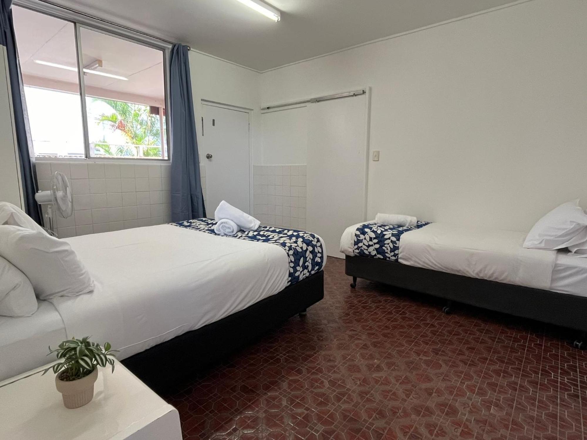 Browns Broadbeach Gold Coast Exterior photo